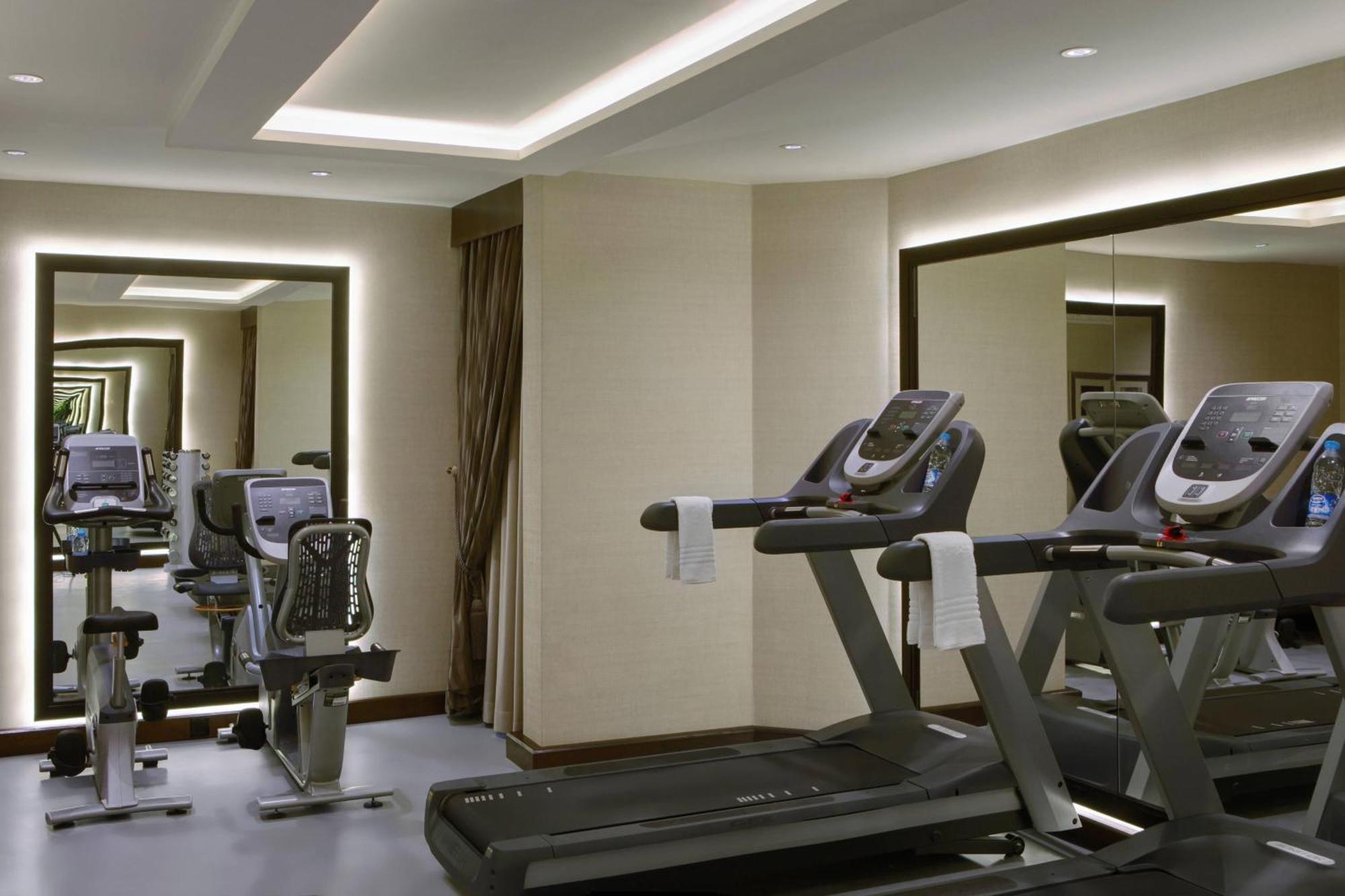 Riyadh Marriott Hotel Exterior photo