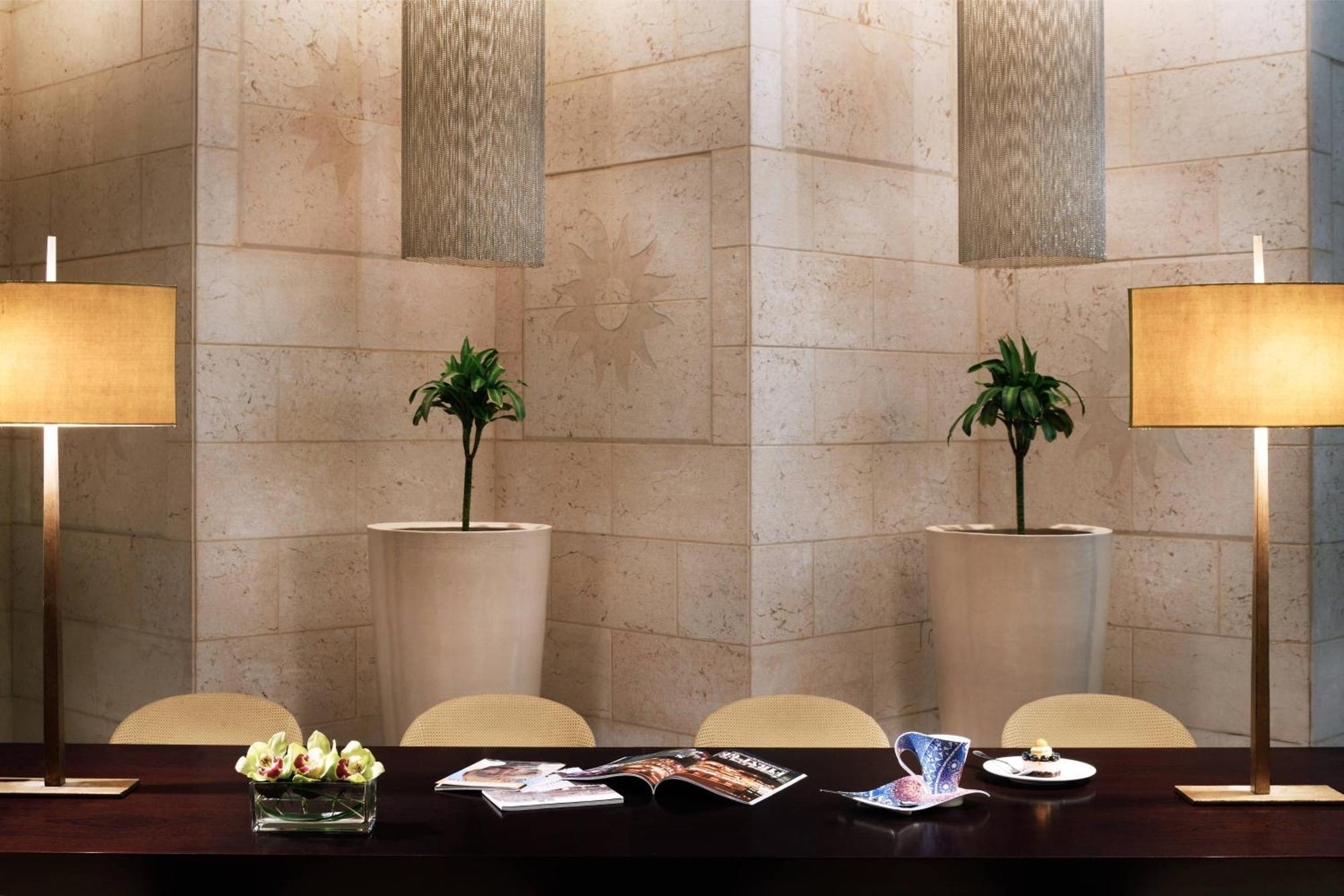 Riyadh Marriott Hotel Exterior photo